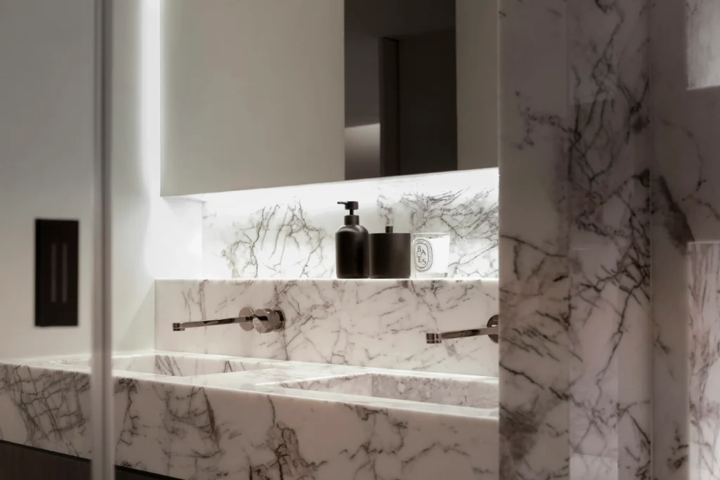 duchas, revestimiento duchas, baños, tendencia de baños